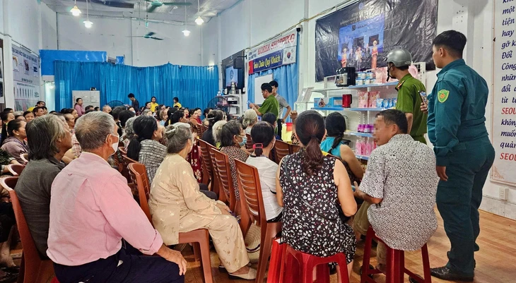 Từ 1-7, cán bộ, công chức không được tham gia bán hàng đa cấp - Ảnh 1.