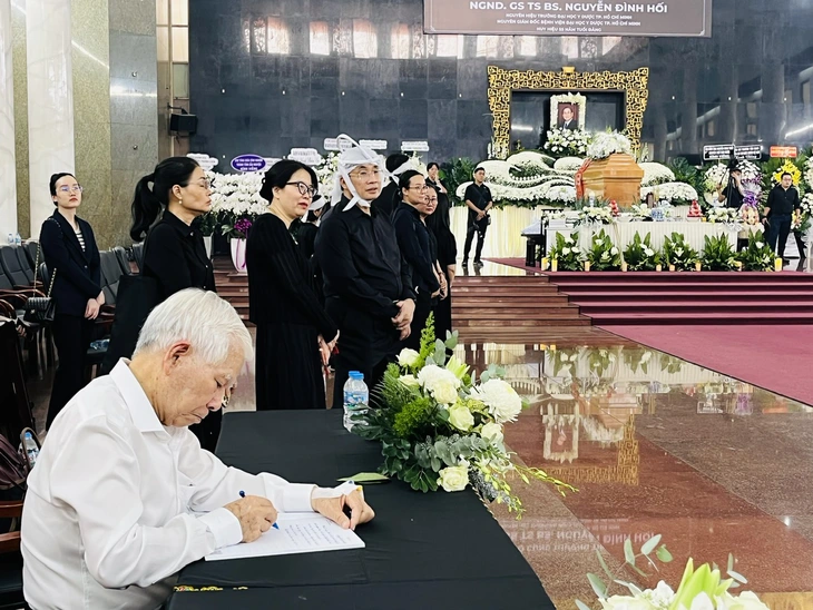 Tiễn biệt GS Nguyễn Đình Hối, một tượng đài của ngành y - Ảnh 1.