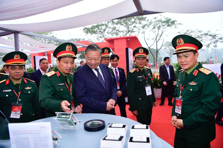Viettel, FPT, VNPT dẫn đầu tốp 10 công ty công nghệ - viễn thông uy tín 2026 - Ảnh 2.