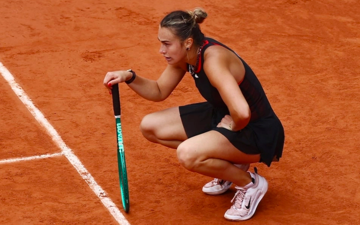 Tay vợt nữ hạng 114 thế giới gây sốc khi vào chung kết Roland Garros 2026 - Ảnh 2.