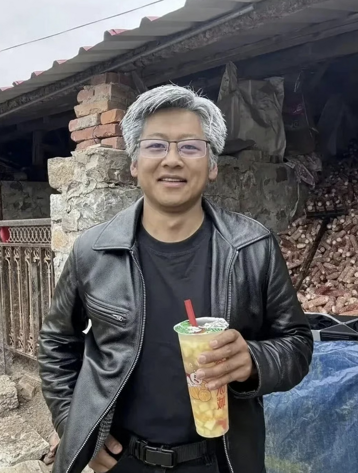 Jensen Huang - Ảnh 2.