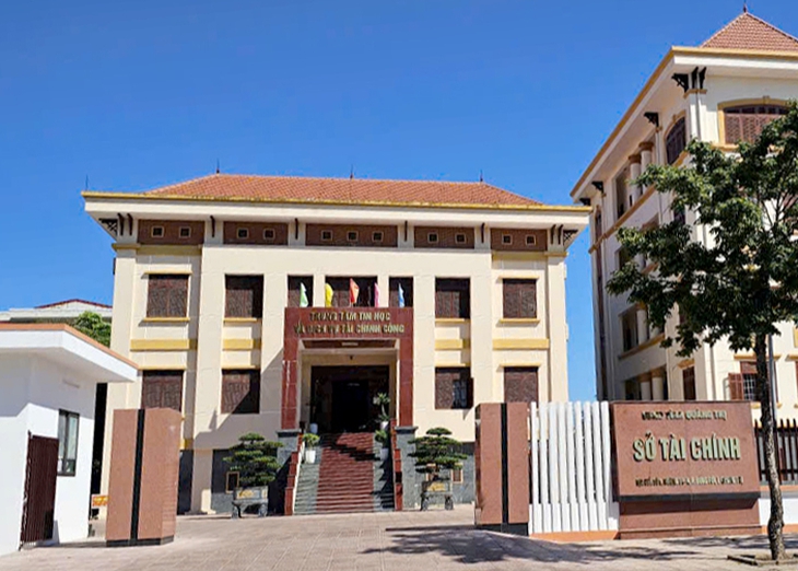 Quảng Trị triển khai giảm số lượng phó giám đốc sở, sở nào đang nhiều phó giám đốc nhất? - Ảnh 1.
