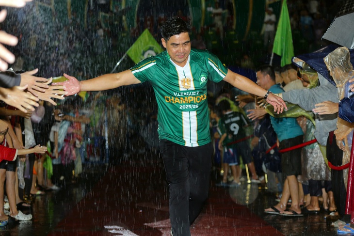 HLV Việt Thắng không phải rời đi khi CLB Trường Tươi Đồng Nai lên V-League - Ảnh 1.