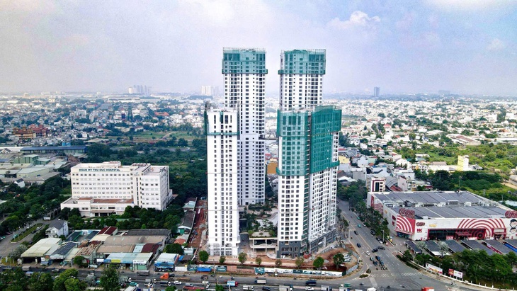 Green Skyline - Ảnh 1.