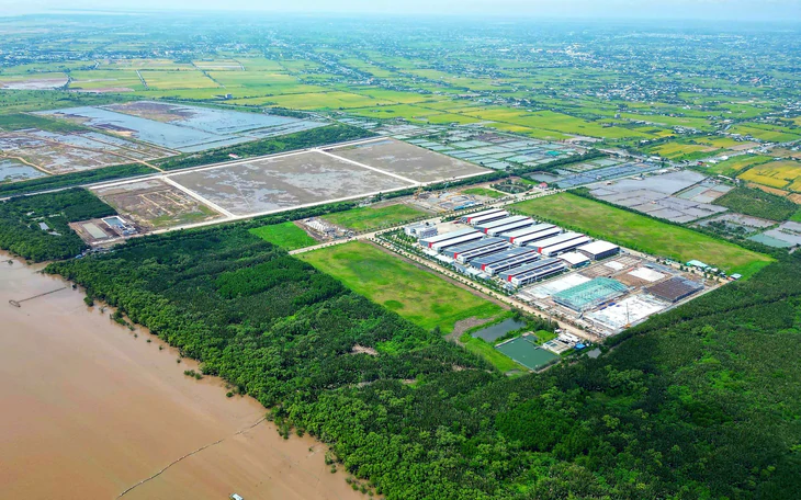 Doanh nghiệp lo lắng an toàn giao thông công nhân tại khu công nghiệp năm 2026 - Ảnh 2.