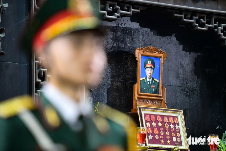 Tiễn biệt Anh hùng La Văn Cầu - Ảnh 1.