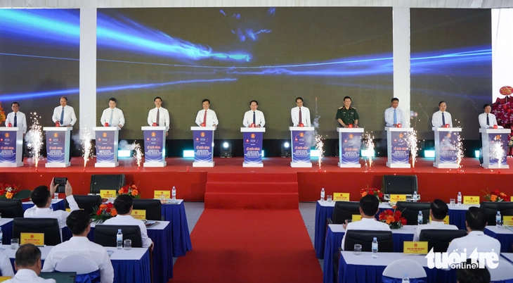Khởi công mở rộng đường cao tốc Hà Nội - Thái Nguyên - Chợ Mới - Ảnh 1.