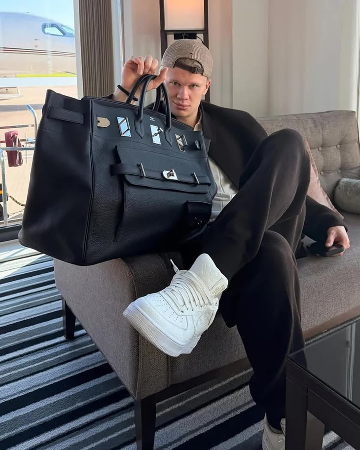 Bộ sưu tập túi Hermès Birkin của Haaland gây sốt World Cup - Ảnh 3.