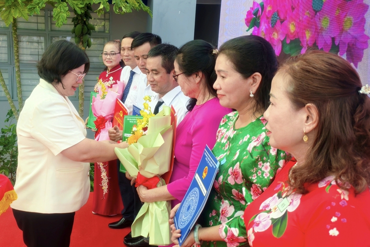 Phường Bình Hưng Hòa khánh thành Không gian văn hóa Hồ Chí Minh - Ảnh 5.