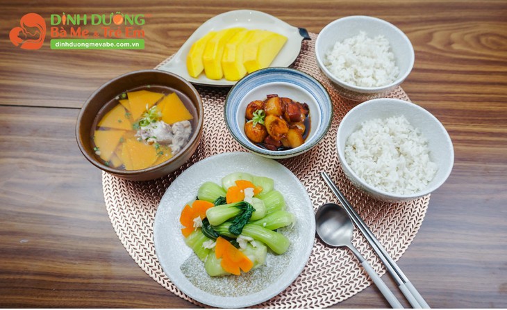 Thực đơn cân bằng dinh dưỡng cho phụ nữ mang thai và trẻ em: Hành trình sức khỏe 2026 - Ảnh 2.