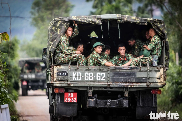 Rào Trăng: Những đêm không ngủ của Tuổi Trẻ và 'lệnh điều quân' trong mưa lũ - Ảnh 1.