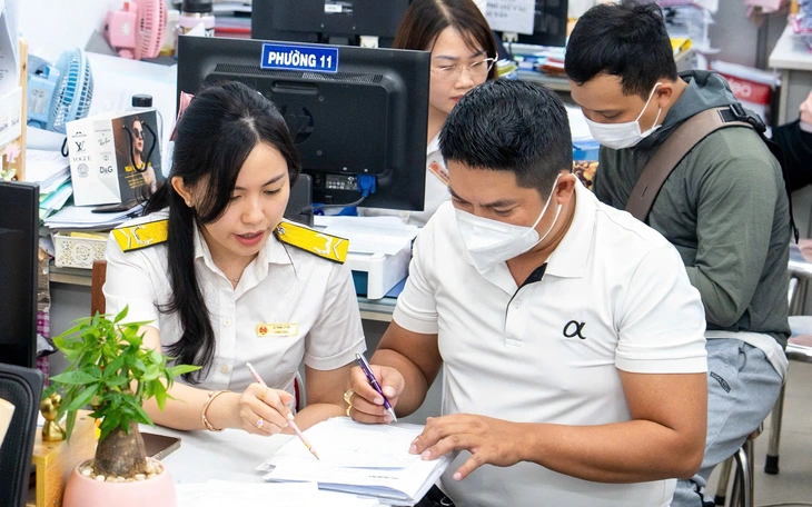 Ngân hàng đua xây hệ sinh thái số, đồng hành hộ kinh doanh trong giai đoạn chuyển đổi - Ảnh 2.