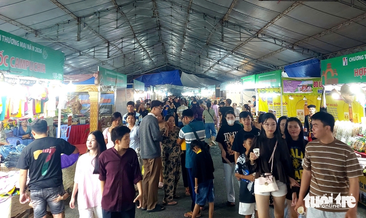 Sâm Tiến Vua, nước mắm Phú Quốc, gạo hữu cơ Campuchia và nhiều đặc sản khác hội tụ về vùng Bảy Núi  - Ảnh 6.