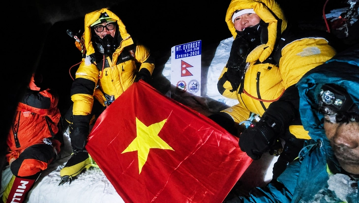 Everest - Ảnh 3.