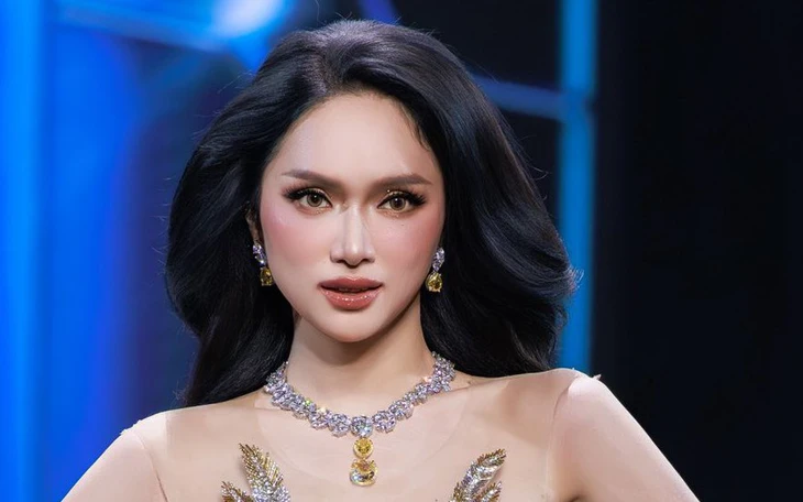 Fan meeting của Hương Giang có ông Nawat, vắng giám khảo từng chấm cô 5 điểm - Ảnh 4.