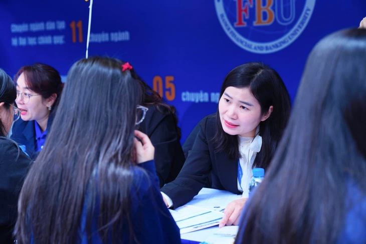 Trường ĐH Tài chính - Ngân hàng Hà Nội  - Ảnh 5.