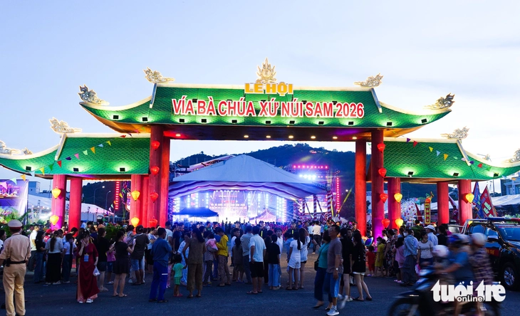 Bà Chúa Xứ - Ảnh 4.