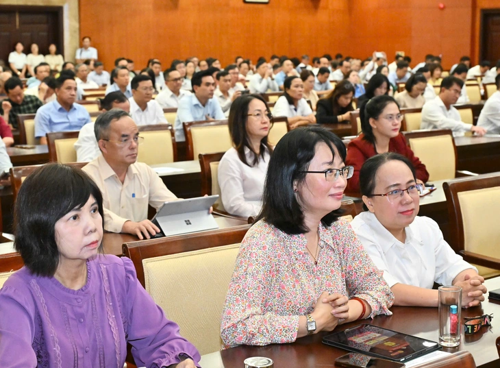 Bí thư Thành ủy TP.HCM Trần Lưu Quang: Thành phố sẽ có cơ chế tuyển dụng người giỏi - Ảnh 3.