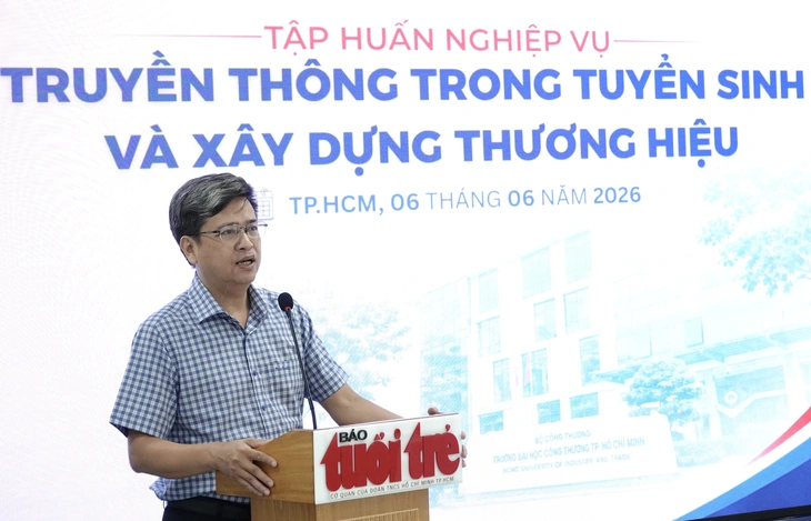 Báo Tuổi Trẻ tập huấn nâng cao năng lực truyền thông cho Trường đại học Công Thương TP.HCM - Ảnh 2.