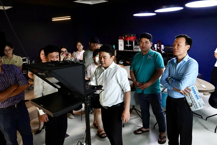 truyền thông - Ảnh 6.