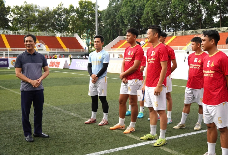 Giải bóng đá công nhân, viên chức Việt Nam 2026: Tiếp lửa trước giờ bóng lăn - Ảnh 2.