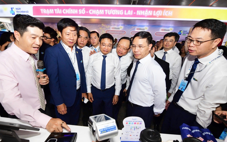 Đến lễ hội xác thực thuê bao di động, du lịch xuyên biên giới - Ảnh 2.