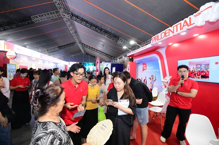 Prudential Việt Nam giới thiệu hệ sinh thái bảo hiểm số tiện lợi - Ảnh 1.