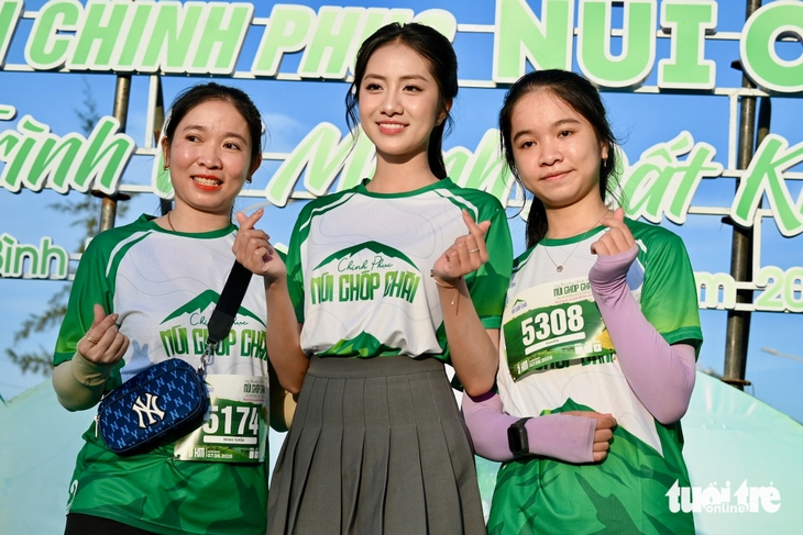 núi Chóp Chài - Ảnh 2.