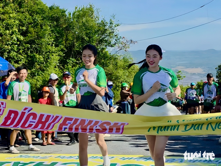 núi Chóp Chài - Ảnh 15.