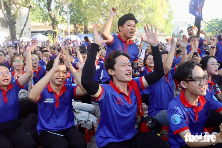 tiếp sức mùa thi - Ảnh 5.