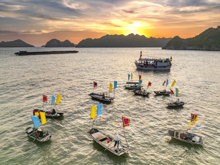 Cát Bà - Ảnh 4.