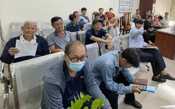 Đề nghị truy tố băng nhóm đòi nợ thuê 'khủng bố' núp bóng công ty mua bán nợ - Ảnh 2.