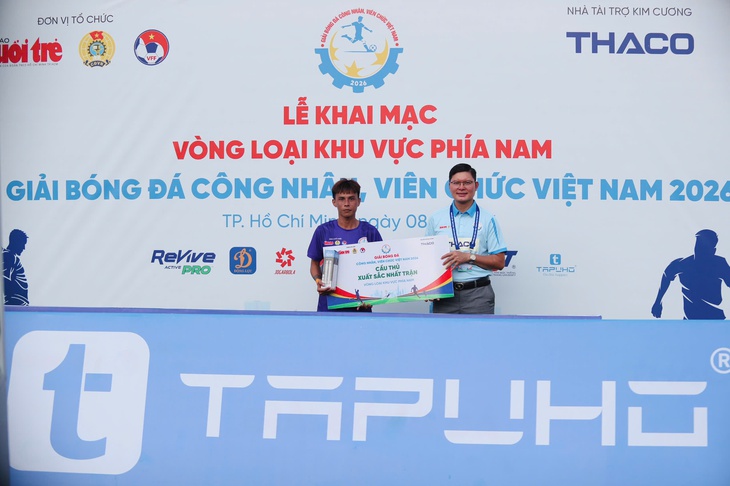 công nhân - Ảnh 2.