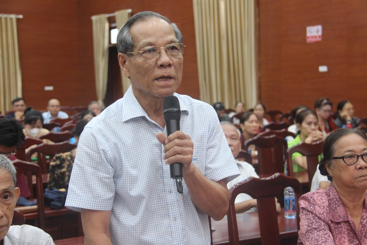 HĐND TP.HCM thông qua miễn phí xe buýt trong tháng 6-2026 - Ảnh 2. TP.HCM sắp miễn phí vé xe buýt, ưu tiên xây trường ở 42 'điểm nóng' - Ảnh 2.