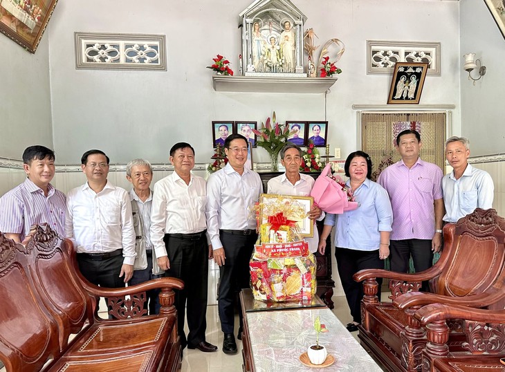 người cao tuổi - Ảnh 1.