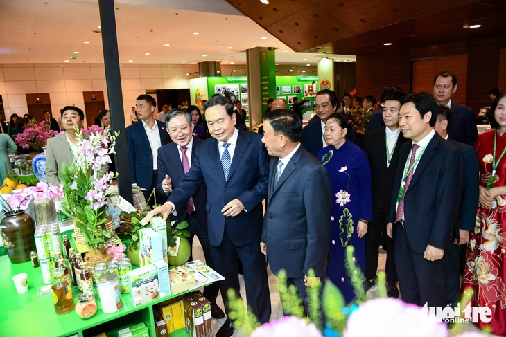 Khai mạc trọng thể Đại hội IX Hội Nông dân Việt Nam - Ảnh 4.