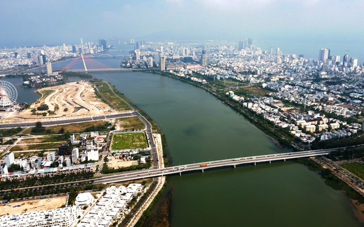Bức tranh lửa và kiệt tác Tây Du Ký được vẽ bằng pháo hoa trên bầu trời Đà Nẵng  - Ảnh 1.
