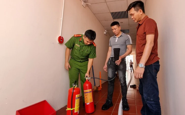 Đề xuất bỏ kiểm tra nghiệm thu về PCCC: Lợi cả đôi đường - Ảnh 2.