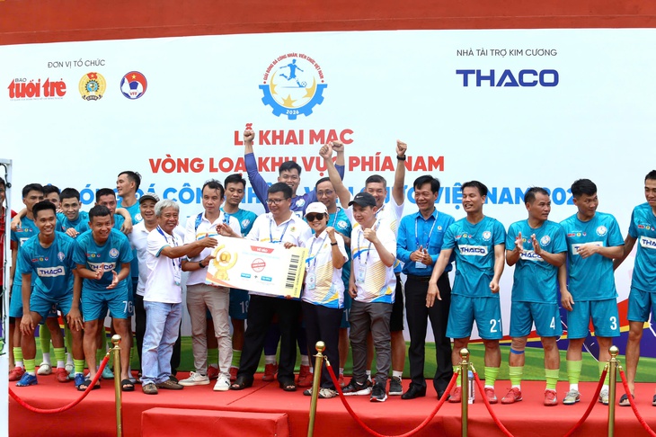 công nhân - Ảnh 2.