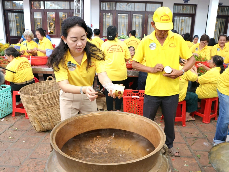 Bà Chúa Xứ - Ảnh 10.