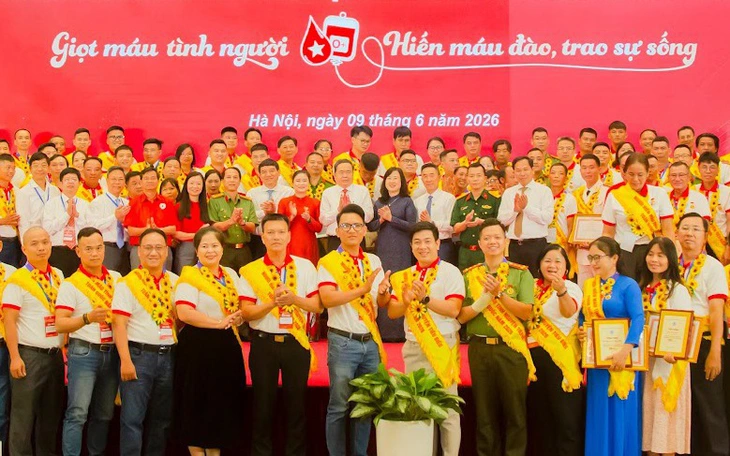 Day dứt vì người bệnh thiếu máu: Bác sĩ vừa điều trị, vừa bền bỉ hiến máu cứu người - Ảnh 4.