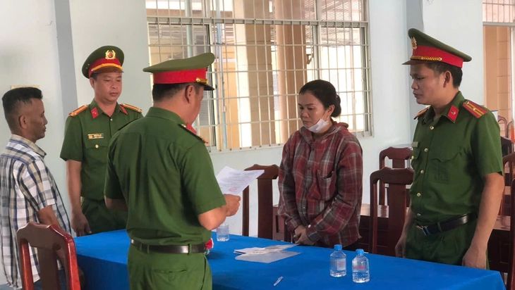 Tin lời cho vay đáo hạn ngân hàng, hai phụ nữ mất hơn 18 tỉ đồng - Ảnh 1.