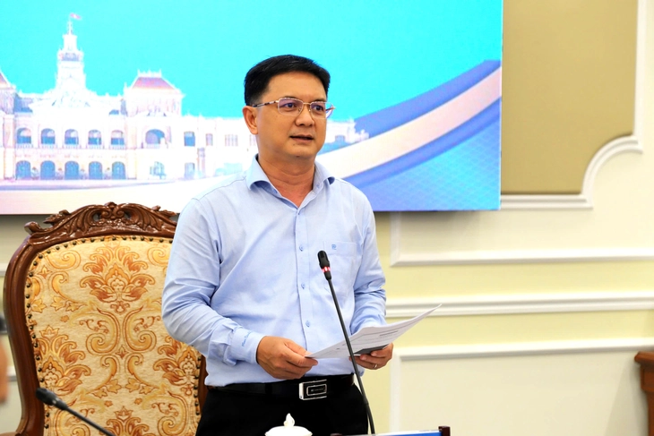 TP.HCM lập đội khám lưu động 'đi từng ngõ, gõ từng nhà' khám sức khỏe miễn phí - Ảnh 1.