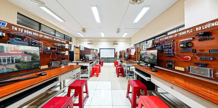 Đại học Công nghệ Sài Gòn - Ảnh 2.