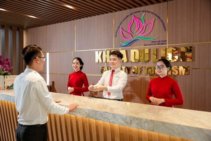 Trường ĐH Nguyễn Tất Thành - Ảnh 4.