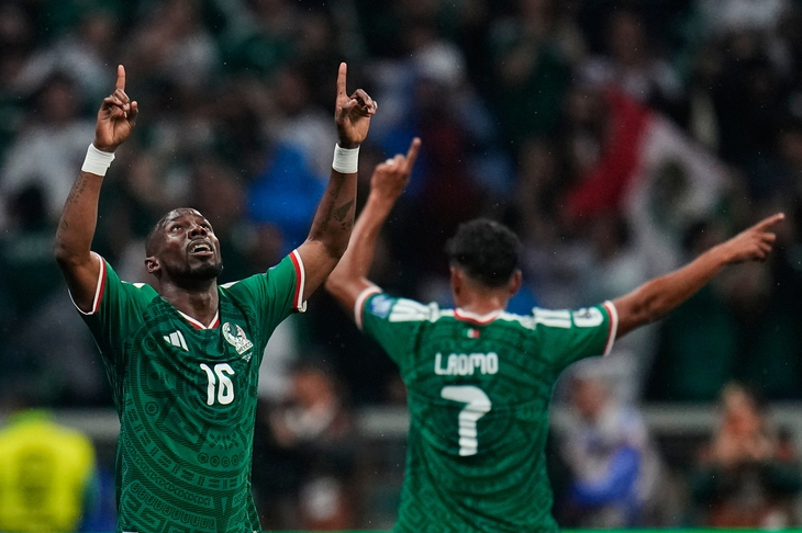 Mexico - Ecuador (hiệp 1) 1-0: Quinones ghi siêu phẩm mở tỉ số - Ảnh 1.
