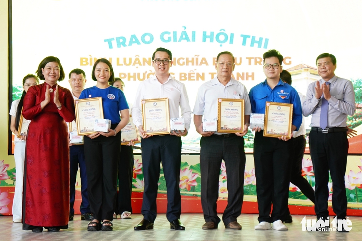 Ra sức thi đua xây dựng phường Bến Thành xứng đáng là phường trung tâm TP.HCM - Ảnh 2.