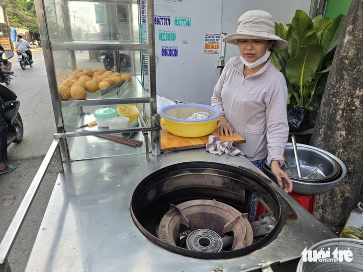 Giá gas vừa giảm, nhưng cánh nội trợ vẫn buồn vì 'chưa thấm vào đâu' - Ảnh 3.
