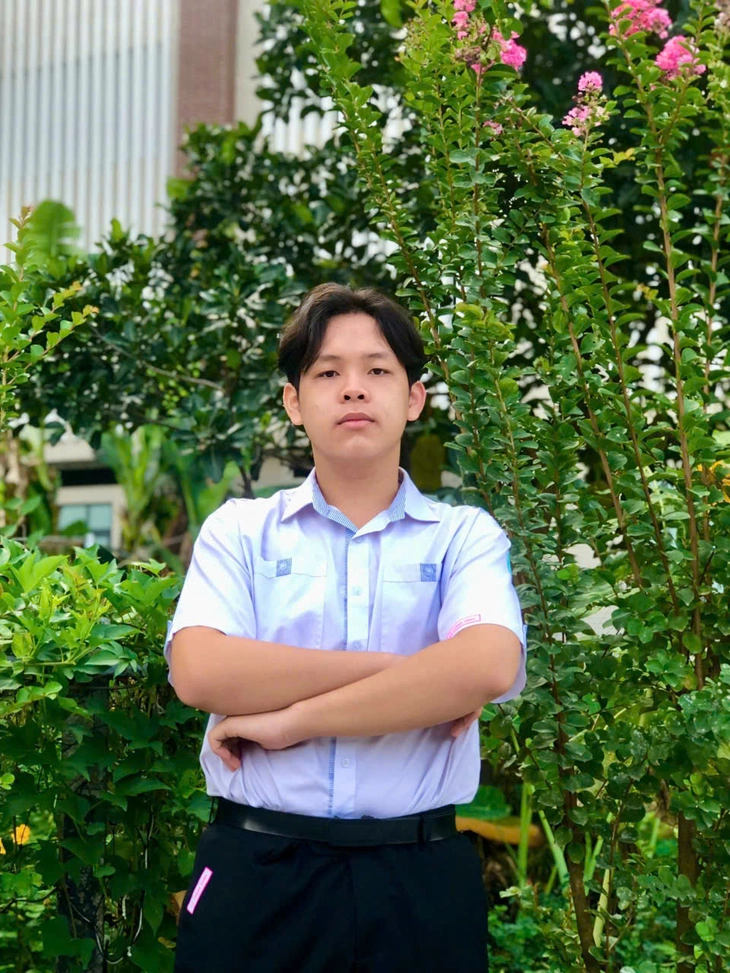 Từng là học sinh rụt rè, muốn nghỉ học giữa chừng… - Ảnh 1.