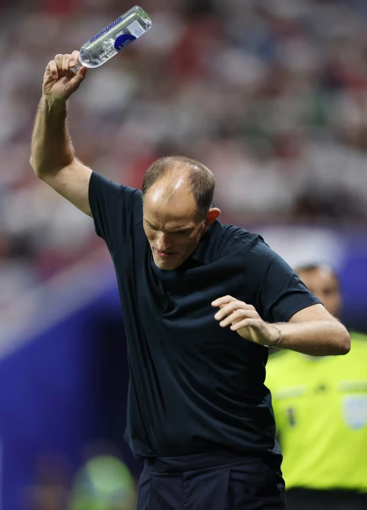 Truyền thông Anh không hài lòng với HLV Tuchel - Ảnh 2.